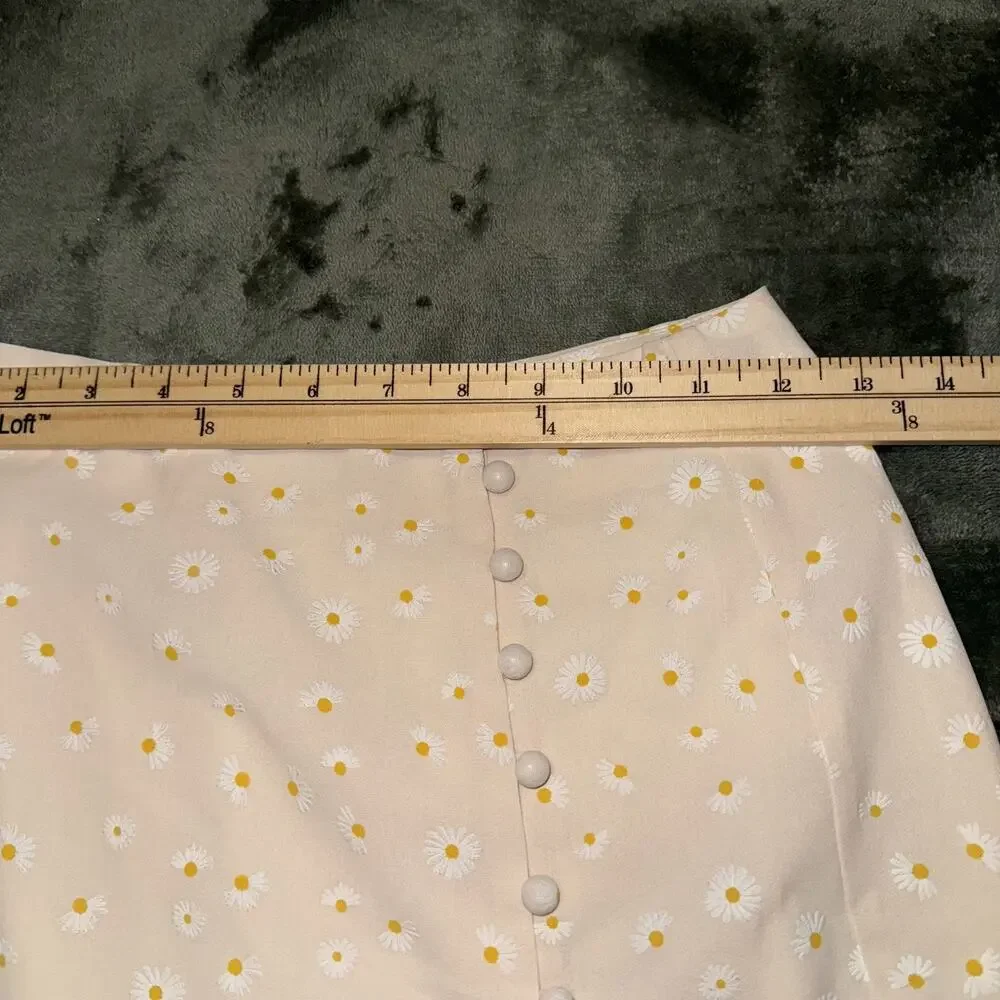 Princess Polly Mini Skirt Womens‎ US 0 Beige Daisy Floral Print Coquette Preppy